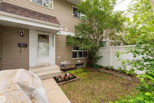 15217 54 Street, Edmonton, AB 