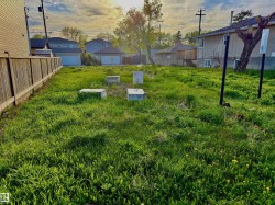 11640 80 Street  Edmonton, AB T5B 2N2