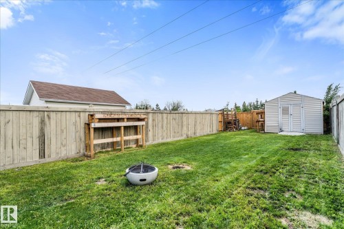 Yard - 2324 30 Avenue, Edmonton, AB 