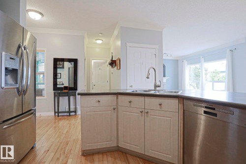 1712 Tomlinson Common, Edmonton, AB 