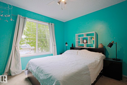 1712 Tomlinson Common, Edmonton, AB 
