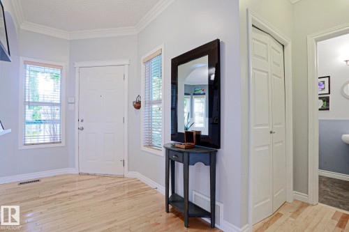 1712 Tomlinson Common, Edmonton, AB 