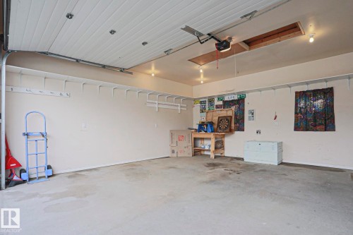1712 Tomlinson Common, Edmonton, AB 