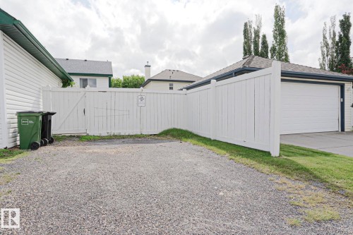 1712 Tomlinson Common, Edmonton, AB 