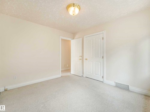 9508 100A Street, Edmonton, AB 
