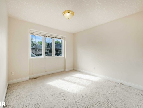 9508 100A Street, Edmonton, AB 