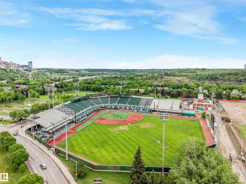 9508 100A Street, Edmonton, AB 