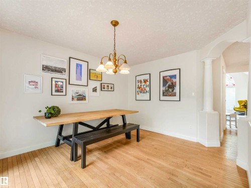 9508 100A Street, Edmonton, AB 