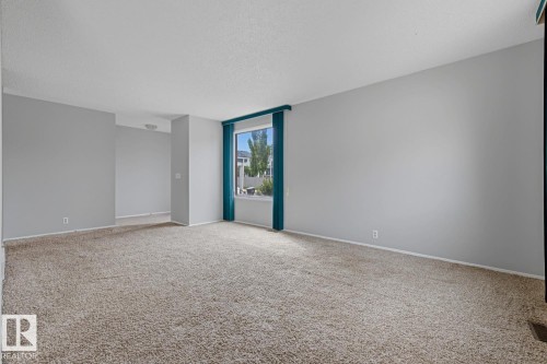 5514 93A Avenue, Edmonton, AB 