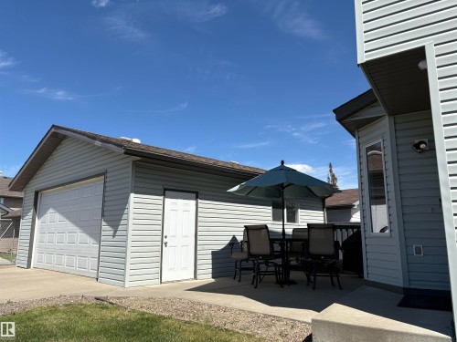 5428 202 Street, Edmonton, AB 