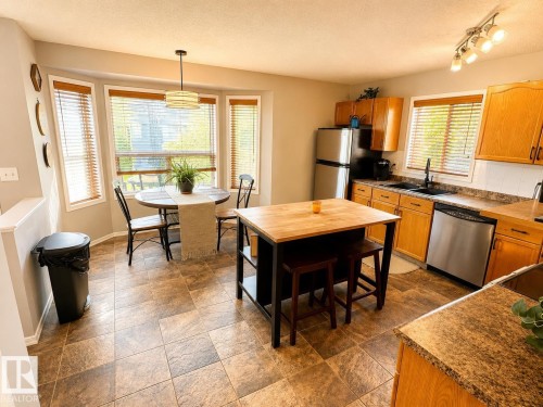 5428 202 Street, Edmonton, AB 