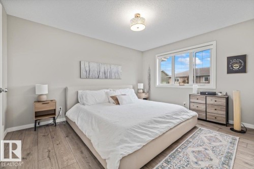 1 James Crescent, St. Albert, AB 