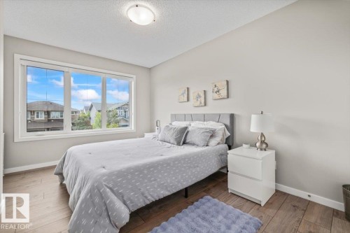 1 James Crescent, St. Albert, AB 