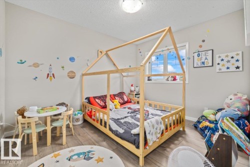 1 James Crescent, St. Albert, AB 