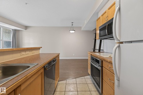 109 9828 112 Street, Edmonton, AB 