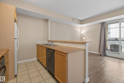 109 9828 112 Street, Edmonton, AB 