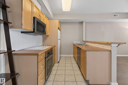 109 9828 112 Street, Edmonton, AB 