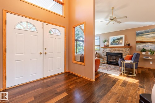 Double entry doors with arched transom windows - 315 Osland Place, Edmonton, AB 