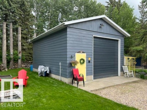 B13 Johnsonia Beach, Rural Leduc County, AB 