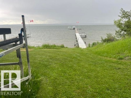 B13 Johnsonia Beach, Rural Leduc County, AB 