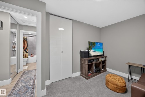 Gray-painted walls with carpeted flooring - 43 Burnham Place, St. Albert, AB 