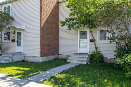 Front house - 176 Centennial Court, Edmonton, AB 