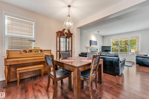 1135 74 Street, Edmonton, AB 
