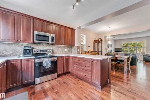 1135 74 Street, Edmonton, AB 