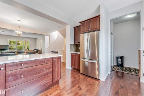 1135 74 Street, Edmonton, AB 
