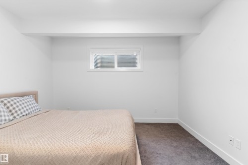 16624 32 Avenue, Edmonton, AB 