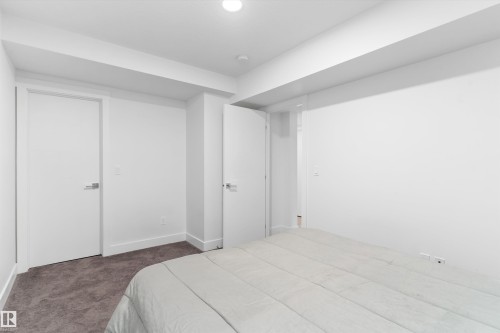 16624 32 Avenue, Edmonton, AB 