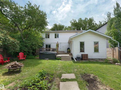 7624 92 Avenue, Edmonton, AB 
