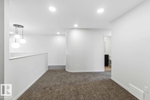 22522 83A Avenue, Edmonton, AB 