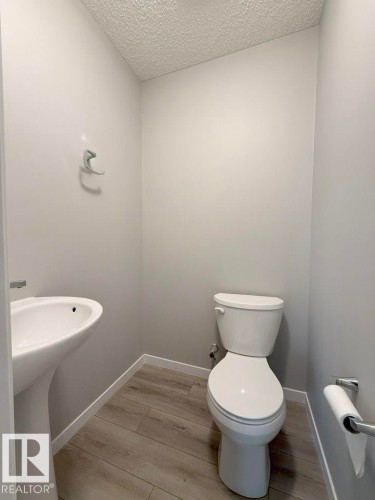 Bathroom - 5034 Rivers Edge Way, Edmonton, AB 