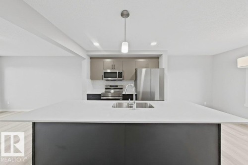 Kitchen - 5034 Rivers Edge Way, Edmonton, AB 