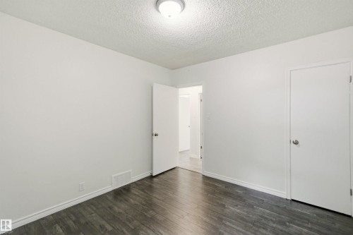 6420 105 Street, Edmonton, AB 