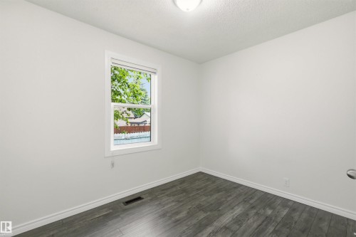 6420 105 Street, Edmonton, AB 