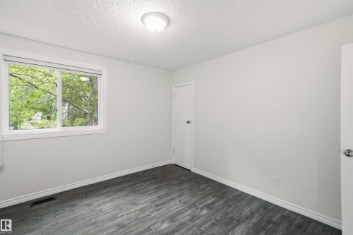 6420 105 Street, Edmonton, AB 