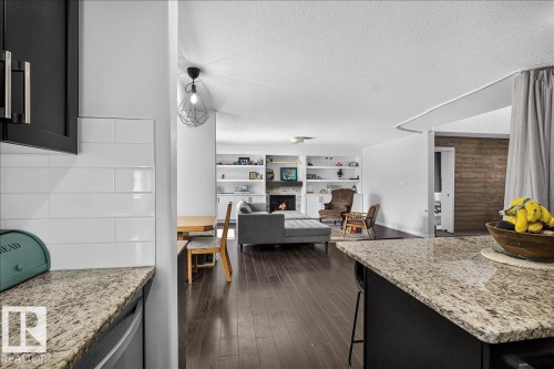 Kitchen - 13 Baie Madelene, Beaumont, AB 