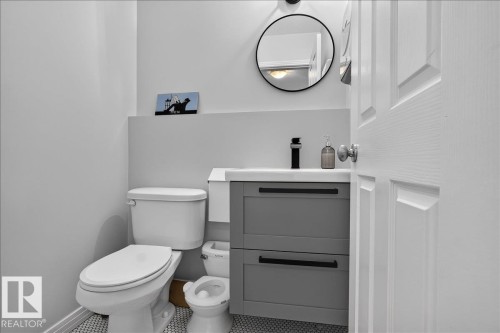 Bathroom - 13 Baie Madelene, Beaumont, AB 