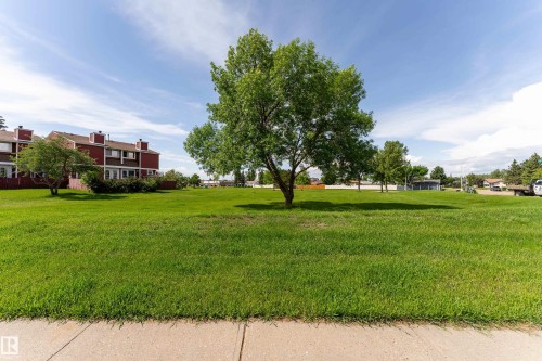 2 4707 126 Avenue, Edmonton, AB 
