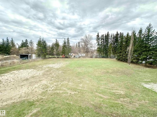 18633 122 Avenue, Edmonton, AB 