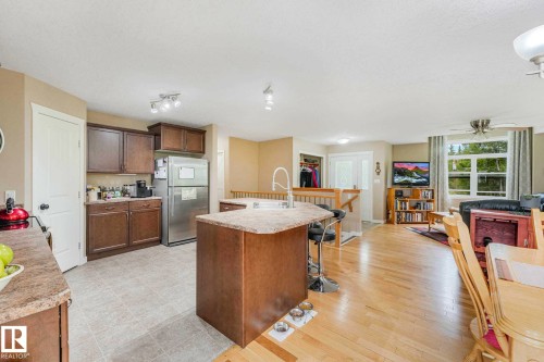 #31 56110 Rge Road 13, Rural Lac Ste. Anne County, AB - Indoor Photo Showing Other Room