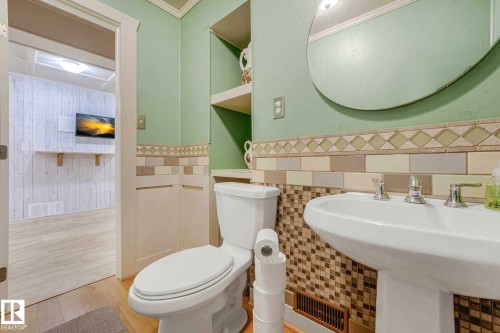 #31 56110 Rge Road 13, Rural Lac Ste. Anne County, AB - Indoor Photo Showing Bathroom