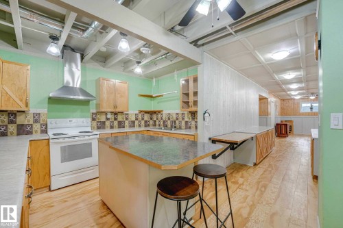 #31 56110 Rge Road 13, Rural Lac Ste. Anne County, AB - Indoor Photo Showing Kitchen