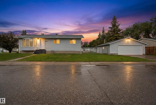Front house - 3548 20 Ave, Edmonton, AB 