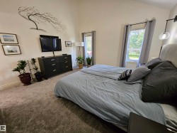 Bedroom - 