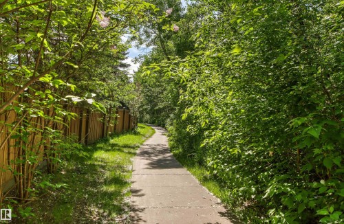 Community - 624 Butchart Wynd, Edmonton, AB 