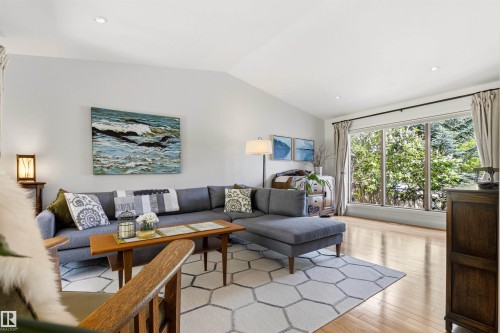 Living room - 624 Butchart Wynd, Edmonton, AB 