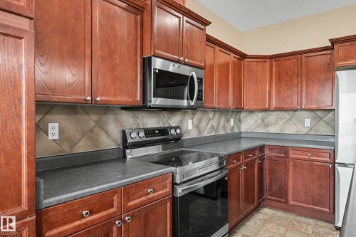 92 13825 155 Avenue, Edmonton, AB 